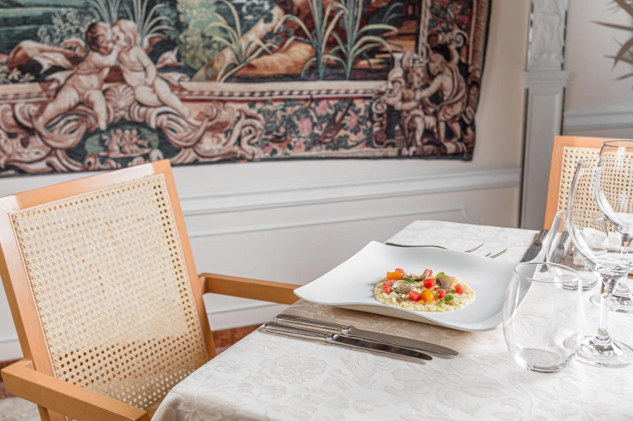 Hotel Gambrinus