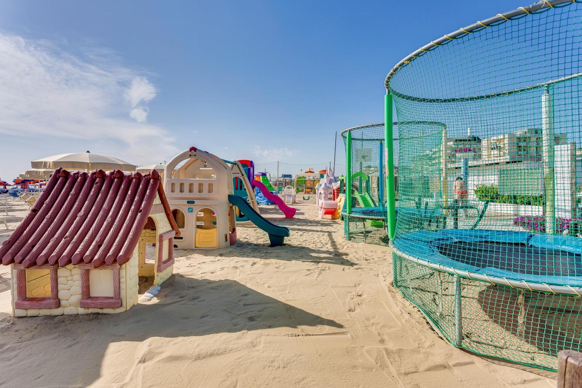 Gambrinus Hotel 4*