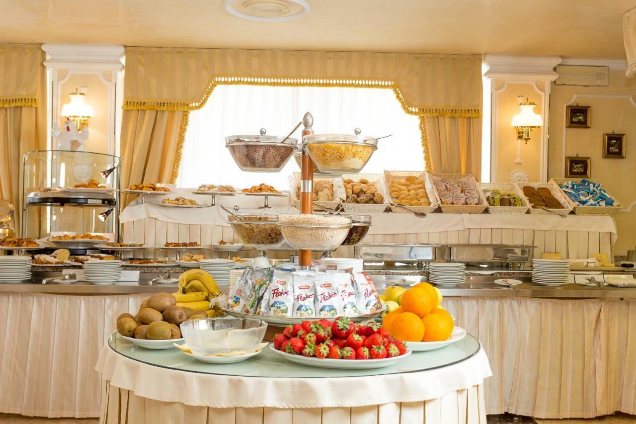 Gambrinus Hotel 4*